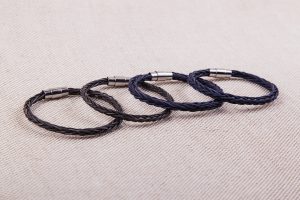 Bracelet homme cuir tréssé REF BySly0107 (gris) BySly0109 (bleu)